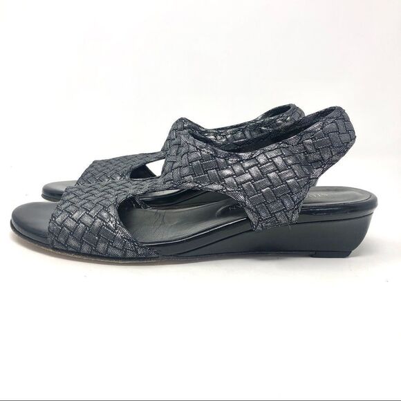 Stuart Weitzman Pewter Metallic Sandals US 9.5 - Picture 4 of 9